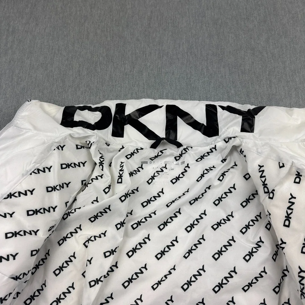 DKNY Sport Jacket Women Small White Puffer Quilt Sorona Full Zip Outdoors Winter